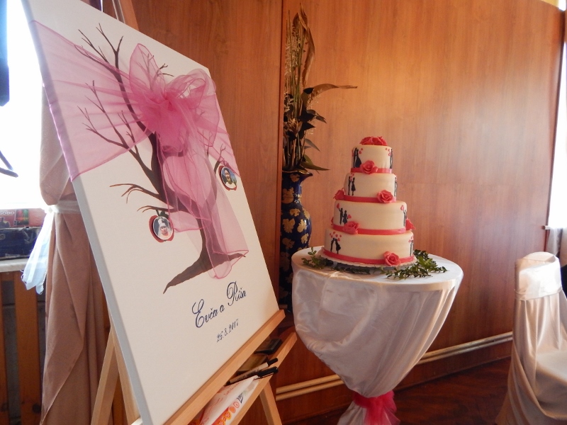 Svatební strom a svatební dort